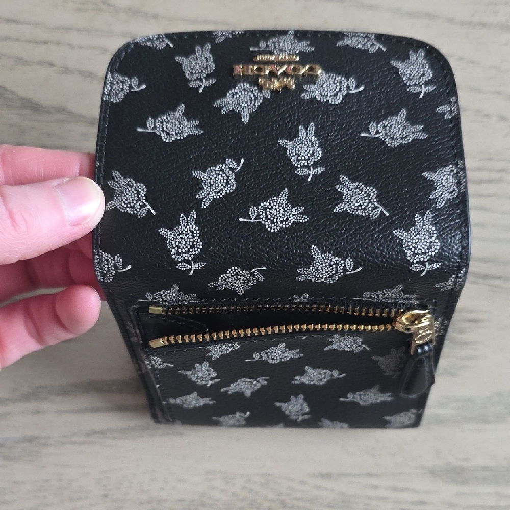 NWOT COACH Black Leather Trifold Wallet Black With White Floral Print - Picture 5 of 10